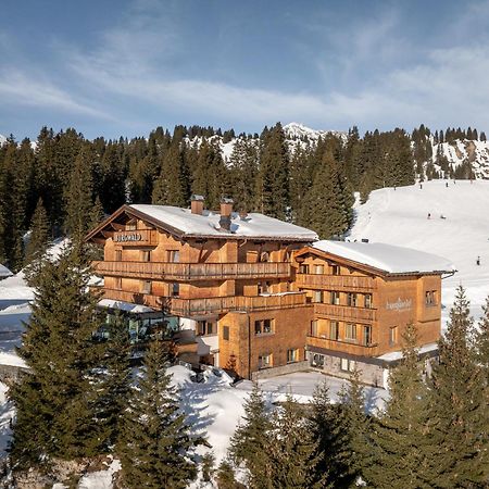 Hotel Burgwald - Ski In & Ski Out Lech am Arlberg Exterior photo